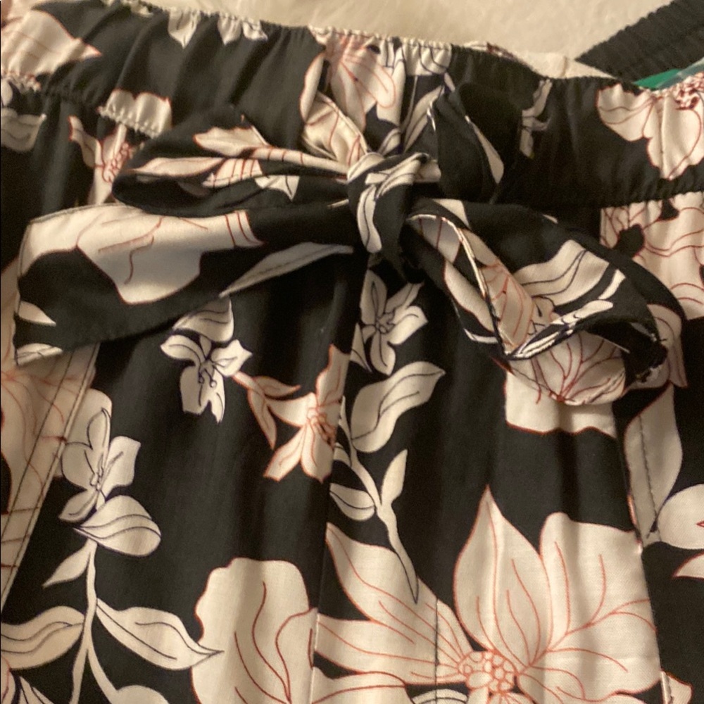 Sanctuary Black and White Wide Leg Floral Jumpsuit - Picture 12 of 16